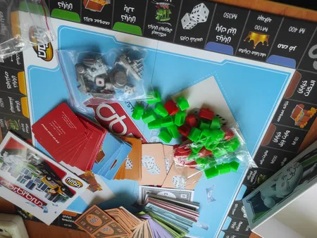 بازی فکری بازیمن مدل مونوپولی