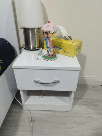 میز پاتختی مدل BP5