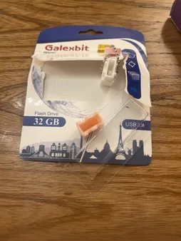 فلش مموری گلکسبیت مدل wiper ظرفیت 32 گیگابایت