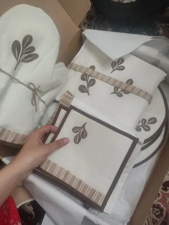 ست لوازم پارچه ای آشپزخانه 10 تکه مدل برگ