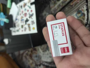 تجریه خرید سوزن منگنه دلی مدل 0010N سایز 10 بسته 1000 عددی