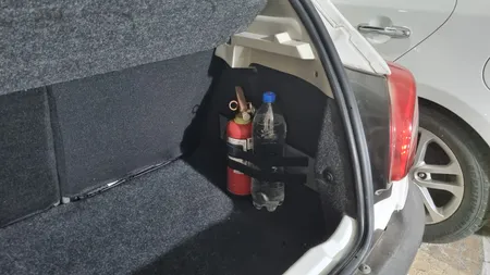 کمربند نظم دهنده صندوق عقب خودرو مدل تنظیم شونده L50W10