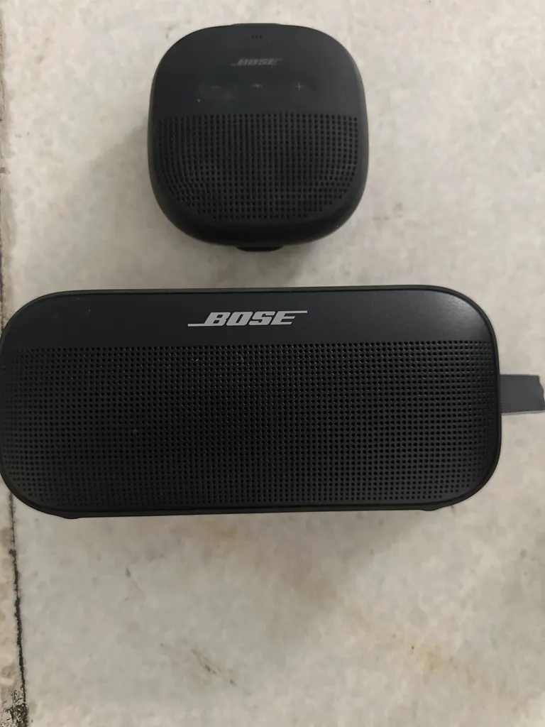 اسپیکر بلوتوثی قابل حمل بوز مدل SoundLink Flex