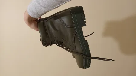 نیم بوت زنانه چرم مشهد مدل J2640-038
