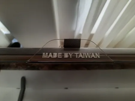 محافظ صفحه نمایش تلویزیون مدل SP-47 مناسب برای تلویزیون های 47 اینچی