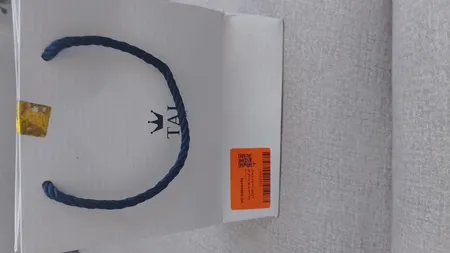 آویز گردنبند طلا 18 عیار زنانه تاج مدل حرف م