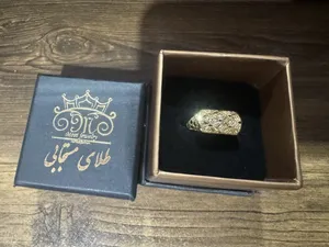 تجریه خرید انگشتر طلا 18 عیار زنانه طلای مستجابی مدل آوا کد 3 سایز 55