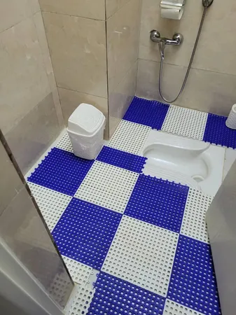 کفپوش مدل آبیکو مشبک ضد لغزش مجموعه 6 عددی