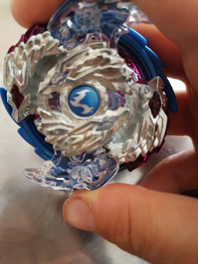 اسباب بازی مدل فرفره های انفجاری کد BEYBLADE B-97