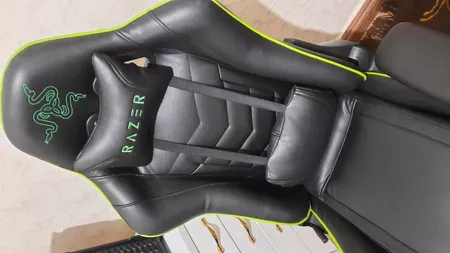 صندلی گیمینگ ریزر مدل parla