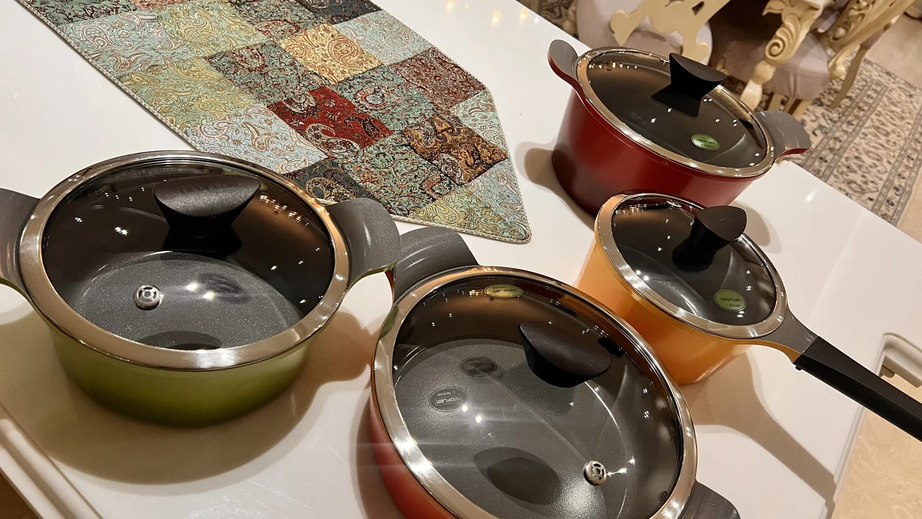 سرویس قابلمه 8 پارچه نئوفلیم مدل Rainbow