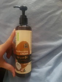 کرم مرطوب‌کننده شون مدل Coconut حجم 300 میلی‌لیتر