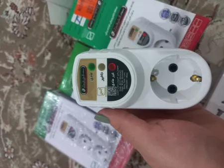 محافظ ولتاژ نمودار کنترل مدل M129