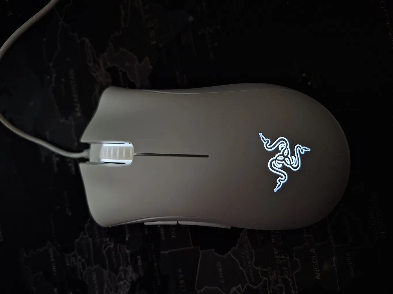 ماوس مخصوص بازی ریزر مدل DeathAdder Essential ماوس مخصوص بازی ریزر مدل DeathAdder Essential