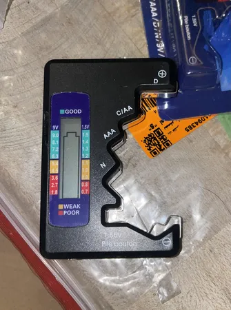 تستر باتری مدل universal