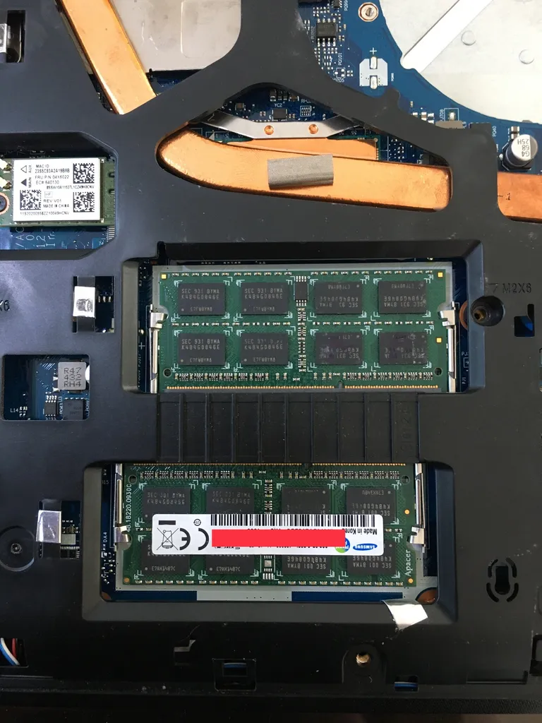 رم لپ تاپ DDR3L دو کاناله 1600 مگاهرتز CL11 سامسونگ مدل 12800ُS ظرفیت 8 گیگابایت