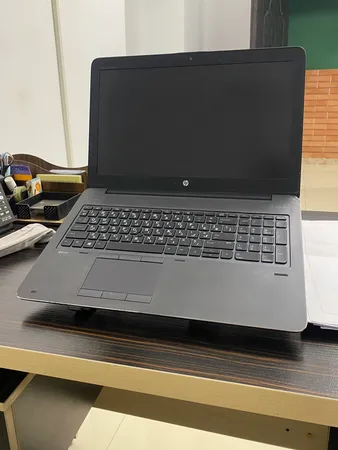 پایه نگهدارنده لپ تاپ مدل LT-01