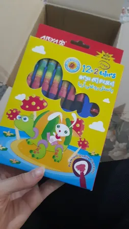 مداد شمعی 12 رنگ آریا مدل Aa