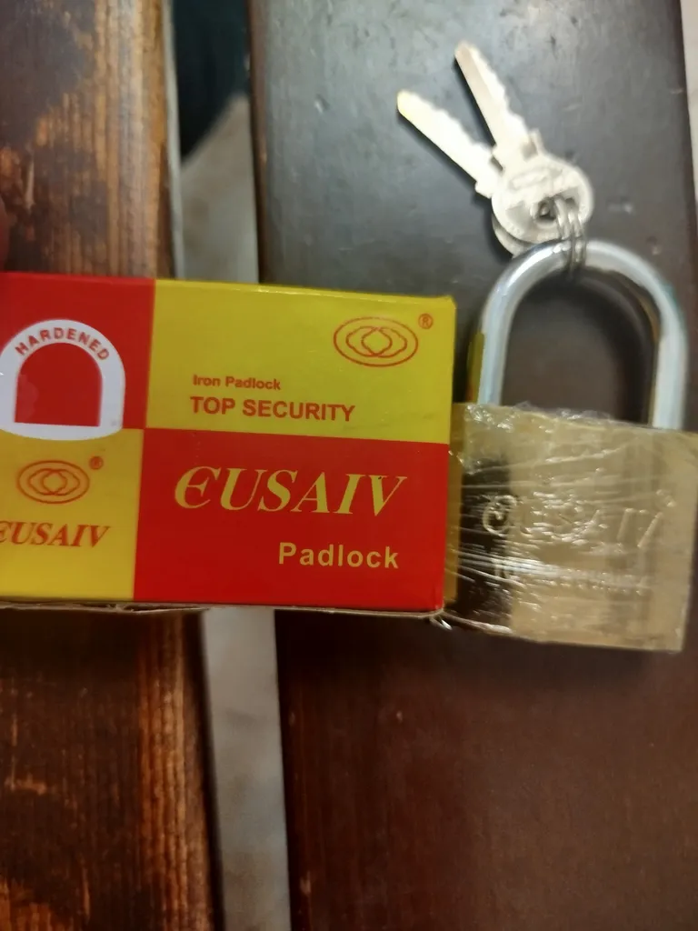 قفل آویز کنیوس مدل LKY11008