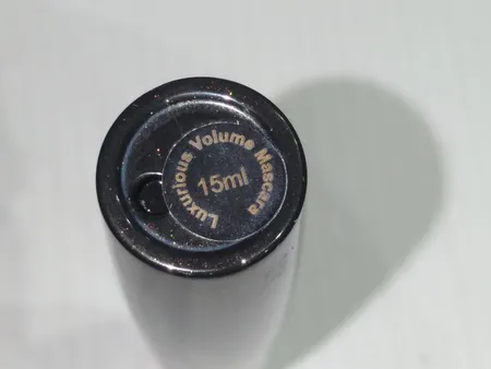 ریمل حجم دهنده مای سری Black Diamond مدل Luxurious