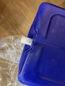 یخدان سفری کیش مدل k27
گنجایش27 لیتر