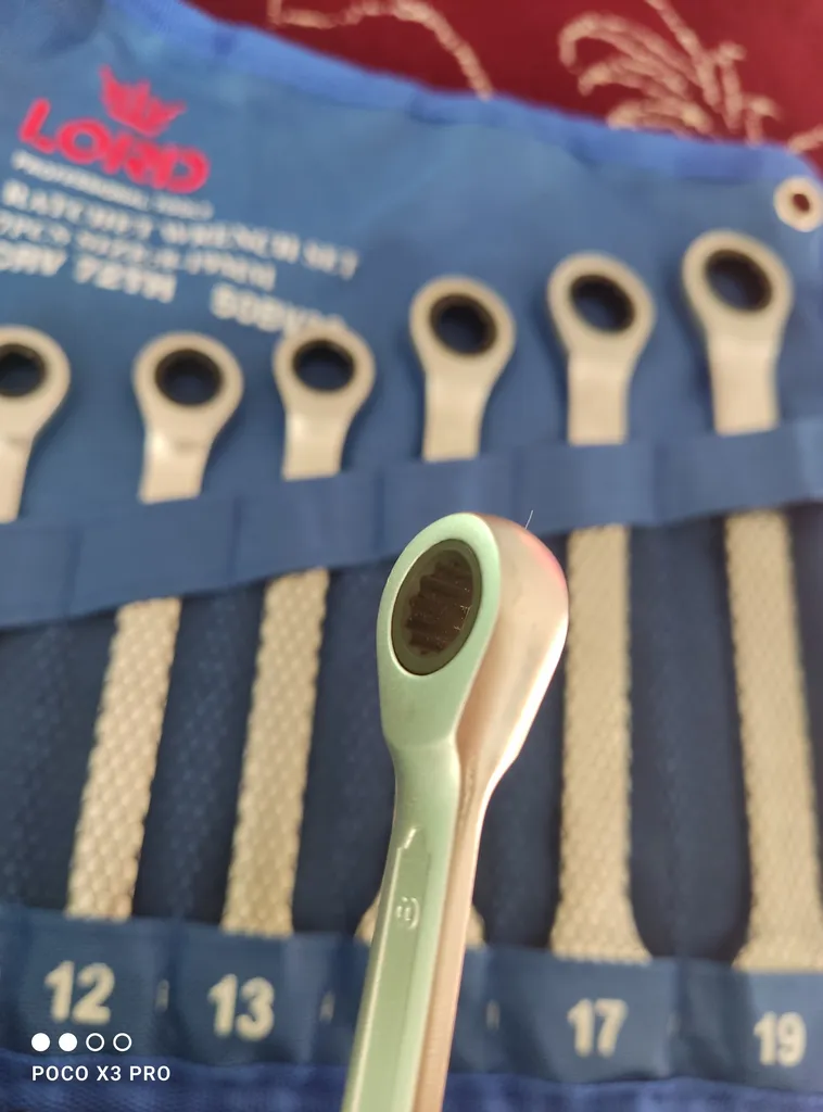 آچار یکسر تخت و یکسر رینگی جغجغه ای لورد مدل YP-8-19MM مجموعه 7 عددی