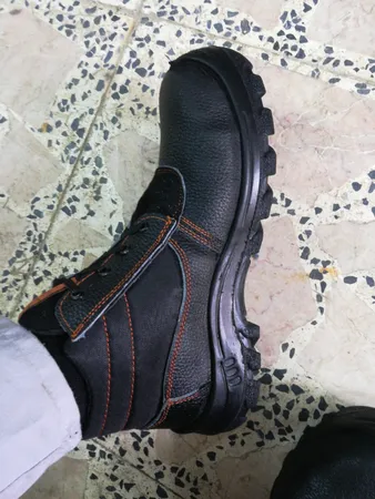 کفش ایمنی فولاد پا مدل ملت