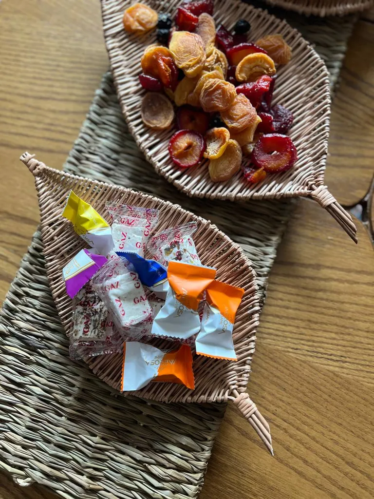 ظرف حصیری مدل مروار طرح برگ مجموعه 3 عددی