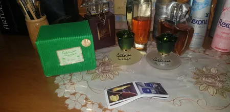 ادوپرفیوم زنانه مدل Catherine حجم 45 میلی‌لیتر