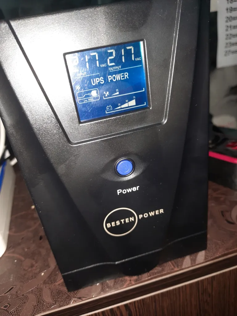 یو پی اس بستن پاور مدل BPO-1500VA-7.5Ah با ظرفیت 1500ولت آمپر به همراه باتری داخلی