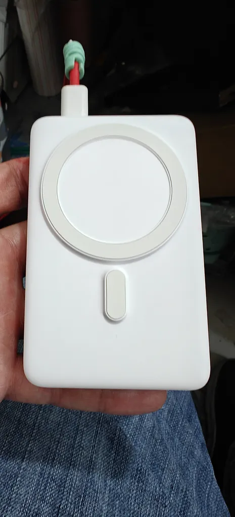 پاوربانک الدینیو مدل PQ17 ظرفیت 10000 میلی آمپر ساعت