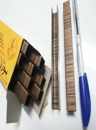 سوزن منگنه مبلی بست آلفا کد 10 سایز 80/14 بسته 3000 عددی