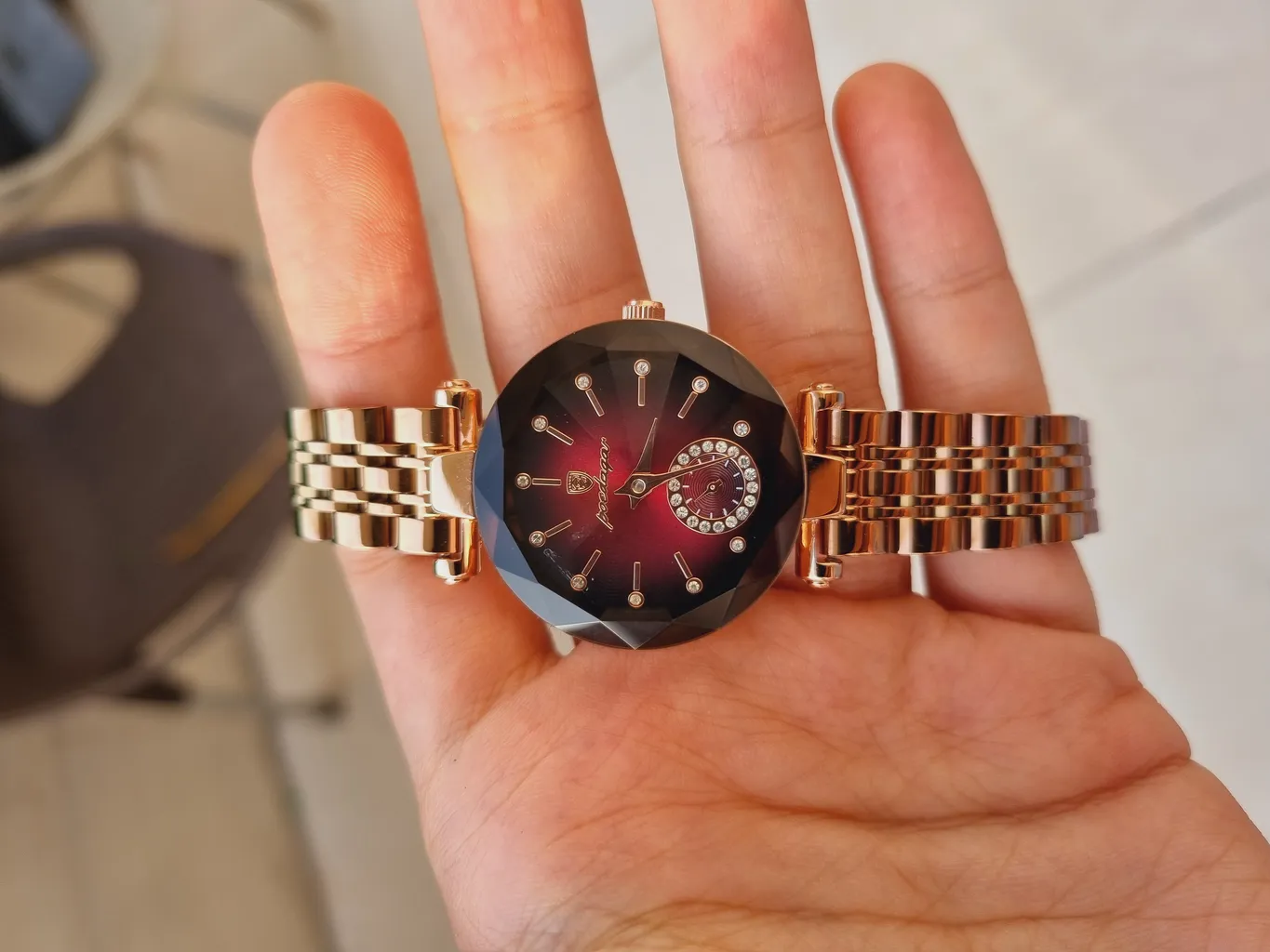 ساعت مچی عقربه ای زنانه پوداگار مدل P719