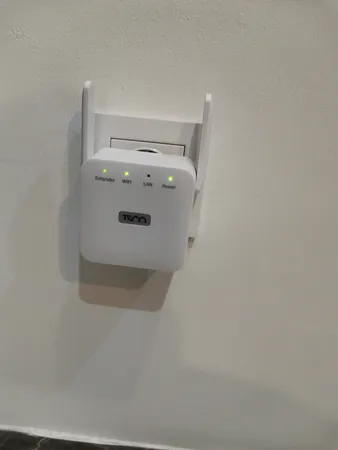 توسعه دهنده بی‌سیم تسکو مدل TW 1040