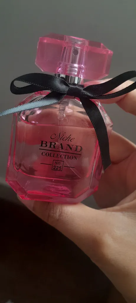 عطر جیبی زنانه برند کالکشن مدل ویکتوریا سکرت بامبشل کد 225 حجم 25 میلی لیتر عطر جیبی زنانه برند کالکشن مدل ویکتوریا سکرت بامبشل کد 225 حجم 25 میلی لیتر