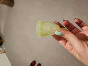 تجریه خرید کاپ قاعدگی ملونا مدل ساقه ای سایز 2