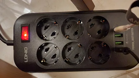 چندراهی برق الدینیو مدل SE6403