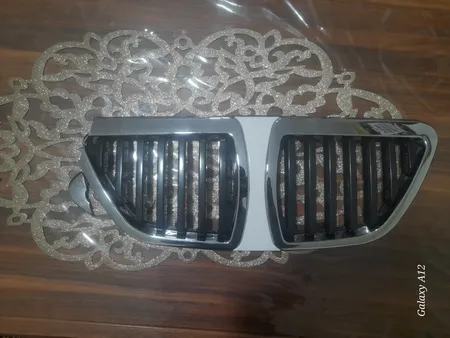 جلو پنجره مدل BW مناسب برای تیبا