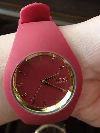 ساعت مچی عقربه ای زنانه مدل IS 2935 - ZE-TA