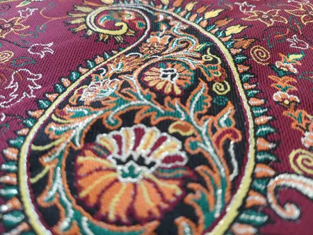 رومیزی ترمه نگین خاتم یزد طرح افشاری کد ZRSH