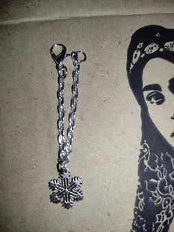 آویز ساعت زنانه طرح دانه برف