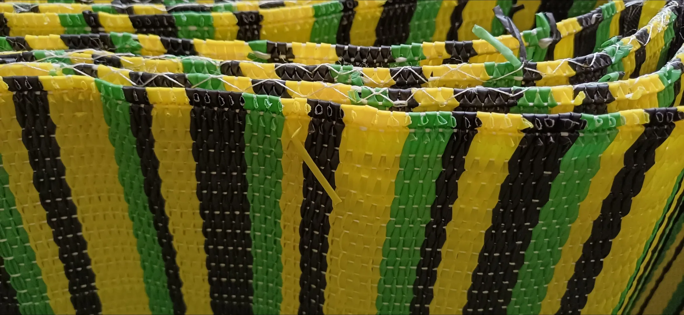 زیرانداز سفری گالری شروین مدل حصیری 1 سایز 9 متری 18 نفره