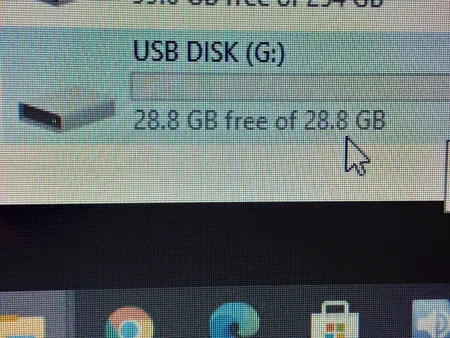فلش مموری سیلیکون پاور مدل Touch T30 ظرفیت 32 گیگابایت