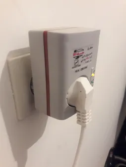 محافظ ولتاژ سارا مدل P156S