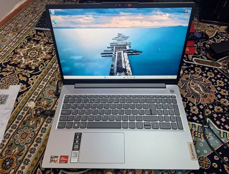 لپ تاپ 15.6 اینچی لنوو مدل IdeaPad Slim 3 15AMN8-R3 7320U 8GB 256SSD