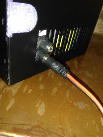 فیش تغذیه آداپتور مدل PRK-07