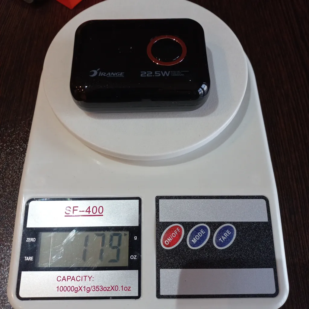 پاوربانک 22.5 وات آیرنج مدل  IR- S10 ظرفیت 10000 میلی آمپر ساعت