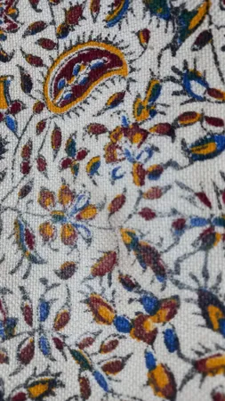 رومیزی قلمکار سنتی طرح گل و بوته مدل 4 نفره کد 100150-1