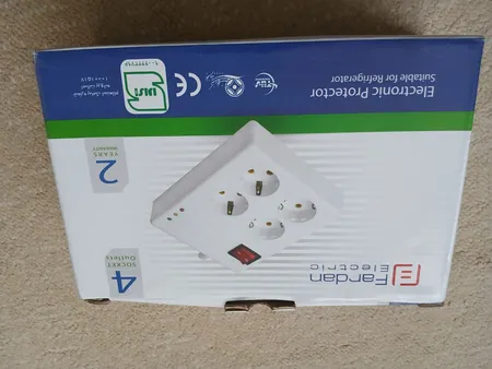 محافظ ولتاژ یخچال و فریزر فردان الکتریک کد ۳۱۰۰۳