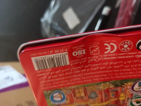 مداد رنگی 15رنگ آریا طرح قلعه مدل 3021